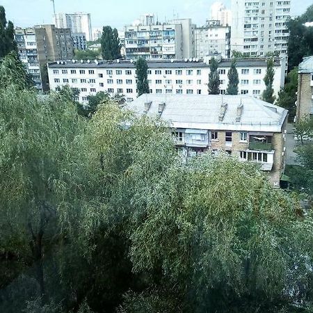 Квартира Рядом Севастопольская Площадь,Добробут,Жуляны Kijów Zewnętrze zdjęcie